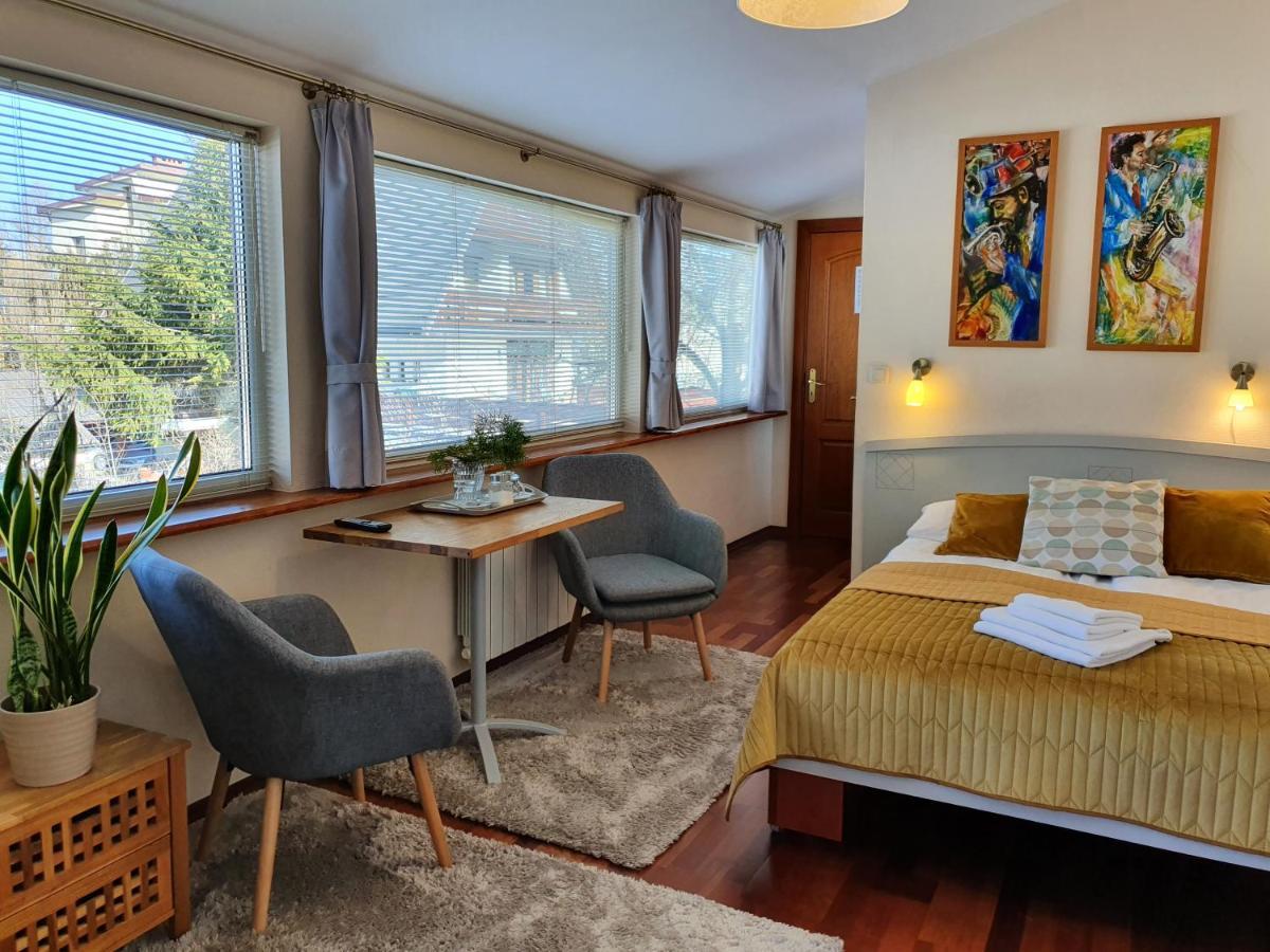 Iskra Bed & Breakfast